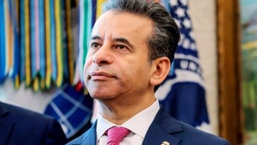 Şeful Agenţiei americane a Medicamentului FDA, Marty Makary, demisionează după ce Trump anunţă că ”va pleca”, a patra plecare a unui oficial de rang înalt din administraţia Trump de la începutul acestui an, după cele ale secretarilor Muncii, Justiţiei şi