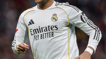 „Neînţelegeri” în cadrul clubului, distanţare faţă de coechipieri… escapada lui Mbappé în Sardinia este greu de acceptat la Real Madrid