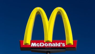 McDonald’s: Cheltuielile consumatorilor americani ar putea continua să se deterioreze, pe fondul scumpirii carburanţilor