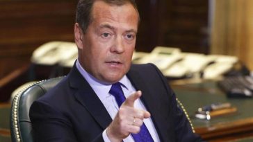 Dronă prăbuşită în Galaţi – Dmitri Medvedev, mesaj ameninţător: „S-a terminat cu liniştea!”