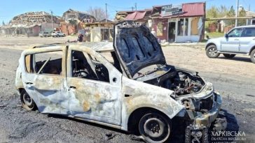 Cel puţin patru morţi şi 16 răniţi, trei în stare gravă, în estul Ucrainei, într-un atac cu rachetă în oraşul Merefa, în Harkov. Case, imobile rezidenţiale, magazine şi o staţie de alimentare cu carburant, avariate