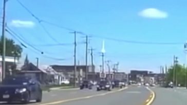 SUA: Un meteorit deasupra statului Massachusetts a generat relatări despre explozii şi observaţii, din Delaware până în Montreal