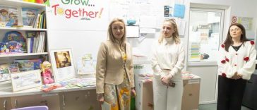 Trei minibiblioteci au fost înfiinţate pentru copiii internaţi la Spitalul Judeţean Buzău FOTO