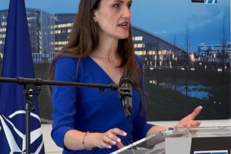 România, în centrul deciziilor NATO privind ameninţările hibride. Bucureştiul va găzdui Simpozionul Anual al NATO pe teme hibride în octombrie 2026/ Obiectivul, coordonarea strategiilor de răspuns la ameninţări