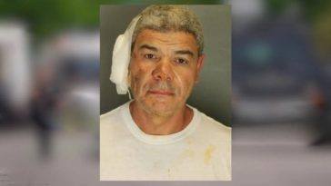 Autorul atacului cu cocteiluri Molotov împotriva unor manifestanţi evrei la Boulder, în Colorado, soldat cu un mort şi 13 răniţi, condamnat pe viaţă