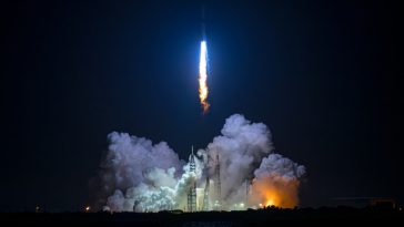 Explozia unei rachete Blue Origin provoacă întârzieri de luni de zile şi afectează planurile Amazon şi NASA