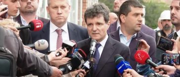 Preşedintele Nicuşor Dan şi miniştrii Radu Miruţă şi Cătălin Predoiu, huiduiţi la Galaţi – VIDEO