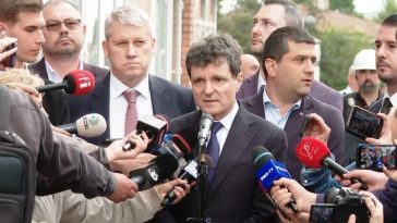 Preşedintele Nicuşor Dan şi miniştrii Radu Miruţă şi Cătălin Predoiu, huiduiţi la Galaţi – VIDEO