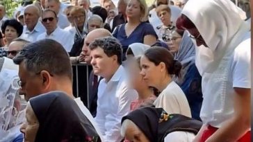 Nicuşor Dan: Într-o societate matură, conştientă de răspunderea faţă de oameni, exerciţiul libertăţii religioase e fundamental. De aceea, îndemnul meu e de a nu folosi valorile religioase ca pretexte pentru diviziuni artificiale sau confruntări sterile