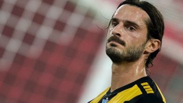 Fotbal: Marios Oikonomou, fostul internaţional grec, se află în stare critică după un accident de motocicletă