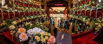 Emil Boc solicită raportul de evaluare al directorului Operei Române: „Nu dezbinaţi cultura de la Cluj pentru interesele voastre politice mărunte!”/ Cinci sutimi i-au lipsit fostului manager pentru a fi reconfirmat în funcţie/ VIDEO