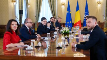 Consultări la Cotroceni – Preşedintele Nicuşor Dan a discutat cu parlamentarii neafiliaţi despre o posibilă asigurare a stabilităţii guvernamentale / Şeful statului a apreciat  deschiderea spre dialog şi a subliniat necesitatea unei bune colaborări