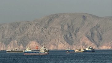 Iranul anunţă că examinează o ofertă americană de pace, Trump evocă ”ultima fază” a negocierilor