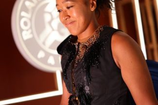 Naomi Osaka, nouă demonstraţie de stil. Ţinuta spectaculoasă purtată în primul tur la Roland-Garros – VIDEO