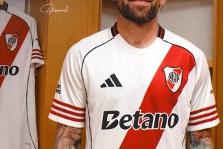 La 38 de ani, Nicolás Otamendi a semnat cu River Plate