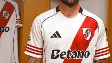 La 38 de ani, Nicolás Otamendi a semnat cu River Plate
