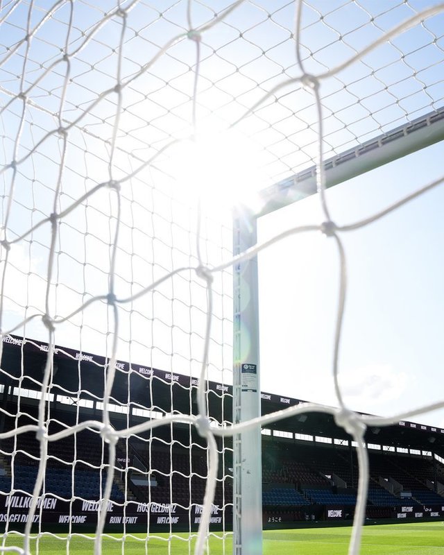 Tehnicianul Scott Parker pleacă de la Burnley