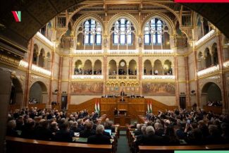 Parlamentul de la Budapesta a aprobat legea prin care Ungaria rămâne membră a Curţii Penale Internaţionale, inversând o decizie a fostului premier Viktor Orban