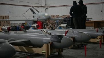 Ucraina atacă rafinăria rusă de la Saratov, un depozit de carburant în regiunea Rostov şi staţia de pompare Lazarevo, care asigură transportul petrolului către Belarus. Incendiu la rafinăria ucraineană din Rîvne în urma unui atac rus