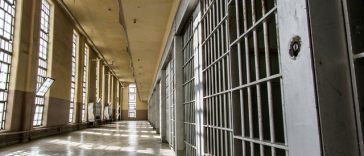 Alba: Amiana Păştină, femeia din Sibiu acuzată că şi-a ucis mama cu ajutorul unei asistente medicale, s-a sinucis în arest – surse