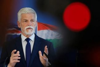 Preşedintele ceh îndeamnă NATO „să-şi arate colţii” în faţa provocărilor Rusiei