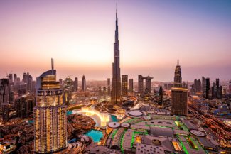 Restaurantele din Dubai îşi reduc meniurile, pe fondul dificultăţilor de aprovizionare cauzate de războiul cu Iranul