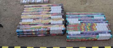 Dolj: 200 de articole pirotehnice, găsite de poliţiştii de frontieră într-un microbuz condus de un bulgar