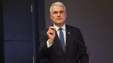 Dragoş Pîslaru: Analizele cu privire la îndeplinirea jaloanelor şi ţintelor pe cererea de plată 4 au fost încheiate/ Vom avea o cerere de 2,62 milioane de euro pe grant, care va fi formalizată în perioada următoare