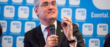 Ministrul interimar al Muncii, Dragoş Pîslaru, mesaj de 1 Mai, Ziua internaţională a Muncii: Mi-ar plăcea cu toţii să stăm să muncim şi nu să şobolănim prin Parlament cu moţiuni de cenzură