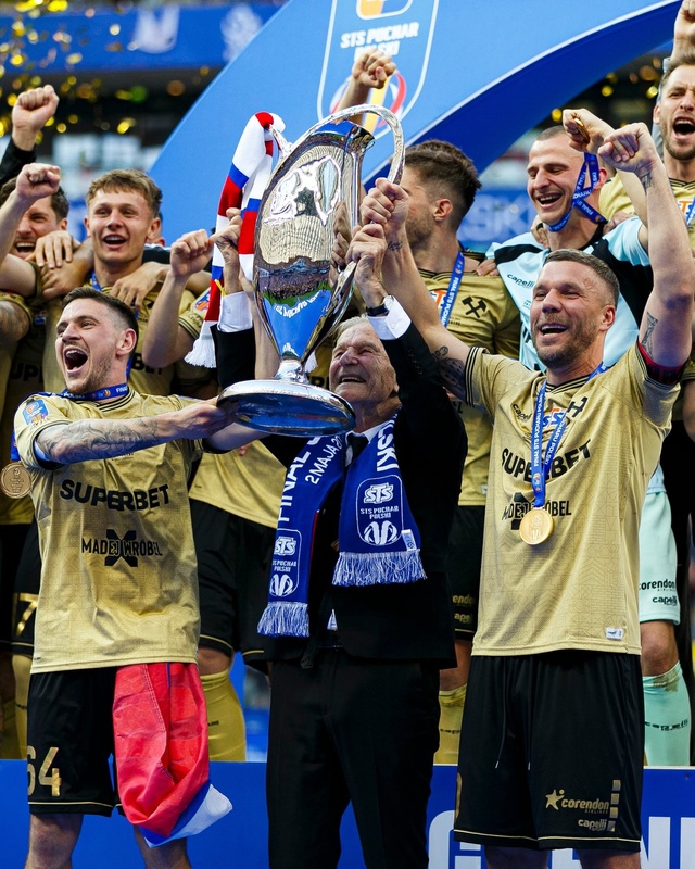 La 40 de ani, Lukas Podolski a câştigat Cupa Poloniei cu echipa Gornik Zabrze