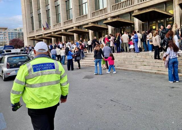Poliţia Locală Bucureşti, peste 4.000 de sancţiuni, în valoare totală de aproape 4 milioane de lei, în aprilie, pentru neregulile constatate: „Intervenim unde legea este ignorată şi unde bunul-simţ a fost lăsat deoparte!”
