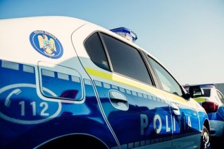 Un agent de pază a murit, după ce a căzut de la înălţime într-un mall din Braşov / Reprezentanţii societăţii comerciale colaborează cu autorităţile pentru lămurirea incidentului