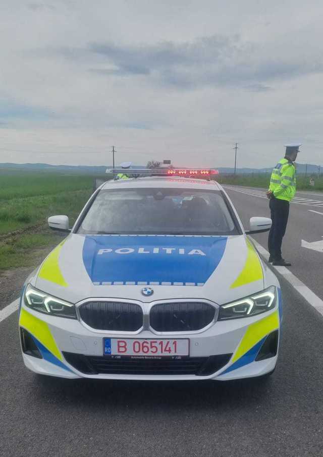 Bucureşti: Trafic restricţionat pe bulevardul I.C. Brătianu, după un accident în care au fost implicate patru autovehicule/ O femeie, transportată la spital
