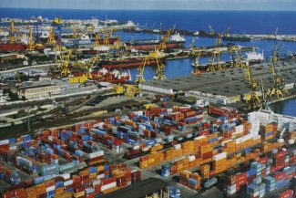 CFR SA  – A fost desemnat câştigătorul contractului de consultanţă şi supervizare pentru a treia etapă din proiectul de modernizare a infrastructurii din Portul Constanţa /Valoarea estimată totală a contractului poate ajunge la 8 milioane de lei fără TVA