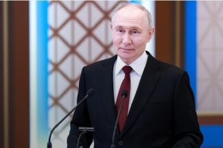 Rusia îşi recheamă ambasadorul în Armenia la ”consultări” pe tema relaţiilor Erevanului cu UE, după ce Putin a avertizat împotriva unei apropieri de Bruxelles, cu o săptămână înainte de alegeri. ”Scenariul ucrainean” a început cu o tentativă a Kievului d