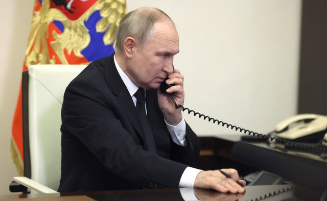 Putin i-a înlocuit pe guvernatorii a două regiuni de frontieră cu Ucraina, anunţă Kremlinul