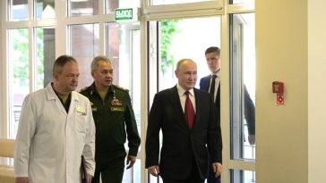 Kremlinul, îngrijorat, întăreşte măsurile de securitate în jurul lui Putin în urma unor asasinate şi a temerilor legate de o lovitură de stat pusă la cale de Serghei Şoigu, potrivit unui raport obţinut de CNN