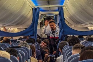 Rayo Vallecano denunţă focuri de artificii în faţa hotelului său din Strasbourg înaintea returului semifinalei din Conference League – VIDEO