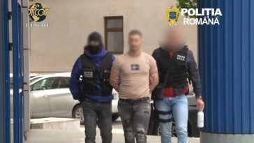 Timişoara: Bărbat cercetat după ce a recrutat o tânără pentru a se prostitua în folosul său/ Deşi a bătut-o crunt de două ori, victima s-a întors la el şi a continuat să se prostitueze pentru a-i oferi banii, chiar şi după ce a fost încarcerat