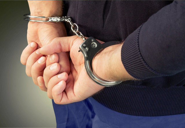 Călăraşi: Bărbat, arestat preventiv după ce şi-a agresat sexual fiica de 15 ani, diagnosticată cu retard mental sever şi întârziere severă a dezvoltării limbajului