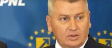 MOŢIUNE DE CENZURĂ – Florin Roman (PNL): Se naşte o nouă alianţă politică între PSD şi AUR / Nu va fi un eveniment cu artificii, va fi un eveniment în care se dă foc României