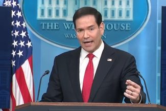 Rubio susţine că nu există o blocadă petrolieră a Cubei, care-l acuză că ”minte”, înaintea unei vizite la Vatican, mediator între Washington şi Havana