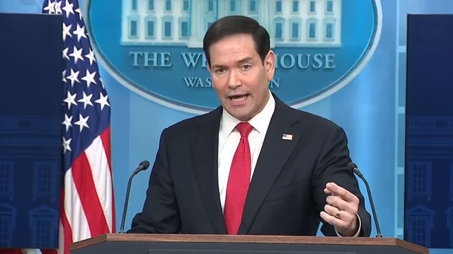 Rubio susţine că nu există o blocadă petrolieră a Cubei, care-l acuză că ”minte”, înaintea unei vizite la Vatican, mediator între Washington şi Havana