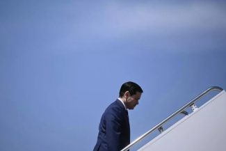 Marco Rubio, sancţionat de Beijing prin interzicerea intrării în China, scapă de sancţiuni cu ajutorul unui nou nume chinez şi-l îl însoţeşte pe Trump