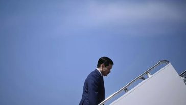 Marco Rubio, sancţionat de Beijing prin interzicerea intrării în China, scapă de sancţiuni cu ajutorul unui nou nume chinez şi-l îl însoţeşte pe Trump