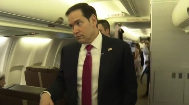 SUA sunt pregătite în continuare să medieze în Războiul din Ucraina, anunţă Rubio, în India, după ce vorbeşte la telefon cu Lavrov. Rusia a cerut evacuarea Kievului înaintea unor atacuri împotriva ”centrelor de decizie” şi ”întreprinderilor complexului mi
