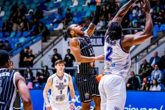 Baschet masculin: SCMU Craiova – U BT Cluj, 0-2 la general, în semifinalele Ligii Naţionale