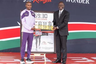 Sabastian Sawe, primul atlet care a terminat un maraton sub pragul legendar de două ore, primit ca un erou la Nairobi – VIDEO