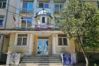 Apelul „Salvaţi Copiii” pentru reabilitarea Secţiei de Terapie Intensivă Pediatrică a Spitalului Judeţean Botoşani/ Aparatura medicală învechită îngreunează salvarea copiilor ajunşi în unitate în stare gravă – FOTO