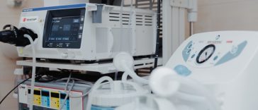 Salvaţi Copiii România dotează Institutul Mamei şi Copilului din Chişinău cu un sistem de videocolonoscopie pediatrică în valoare de 100.000 de euro, în urma apelului medicilor din Republica Moldova – FOTO